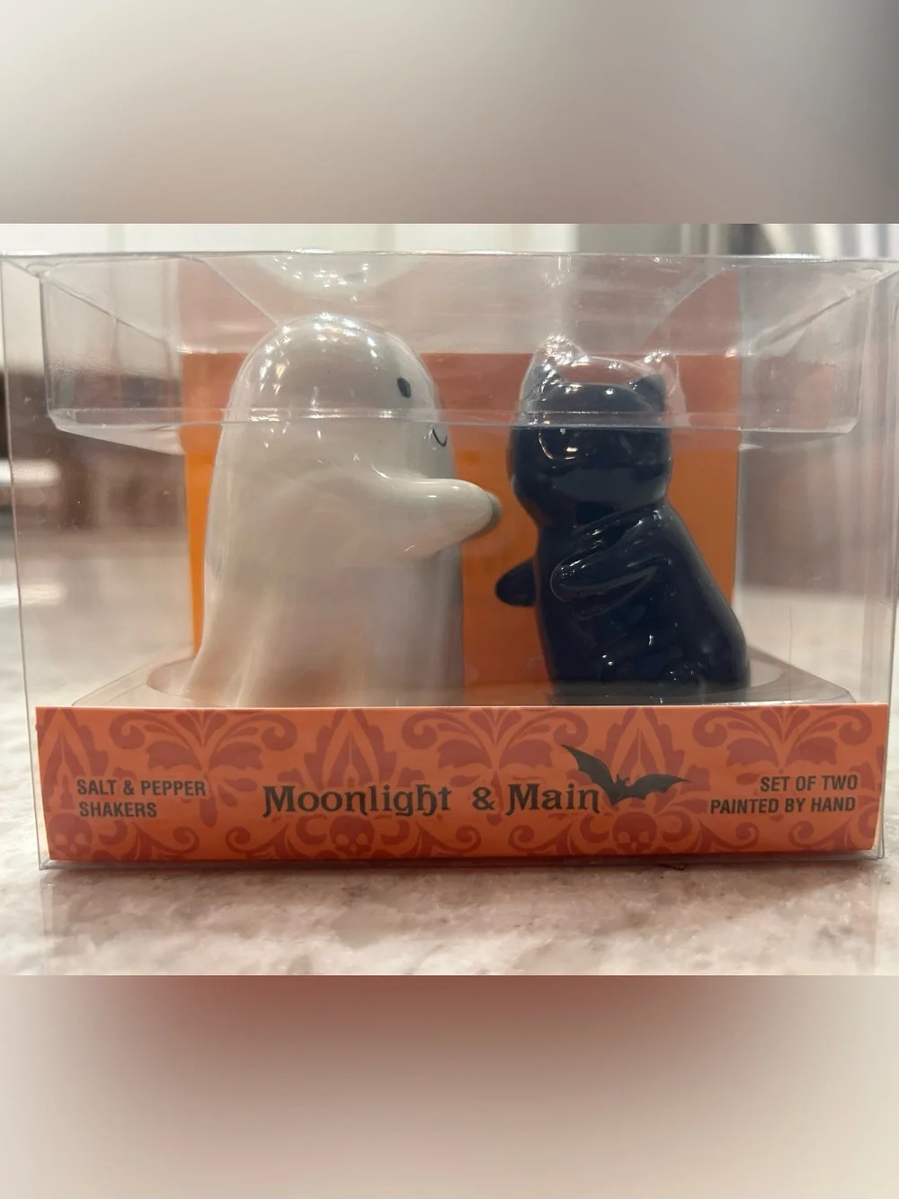 “New” Moonlight & Main Ghost and Cat Salt & Pepper Shakers